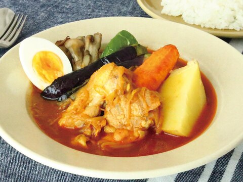 鶏もも肉と野菜のスープカレー